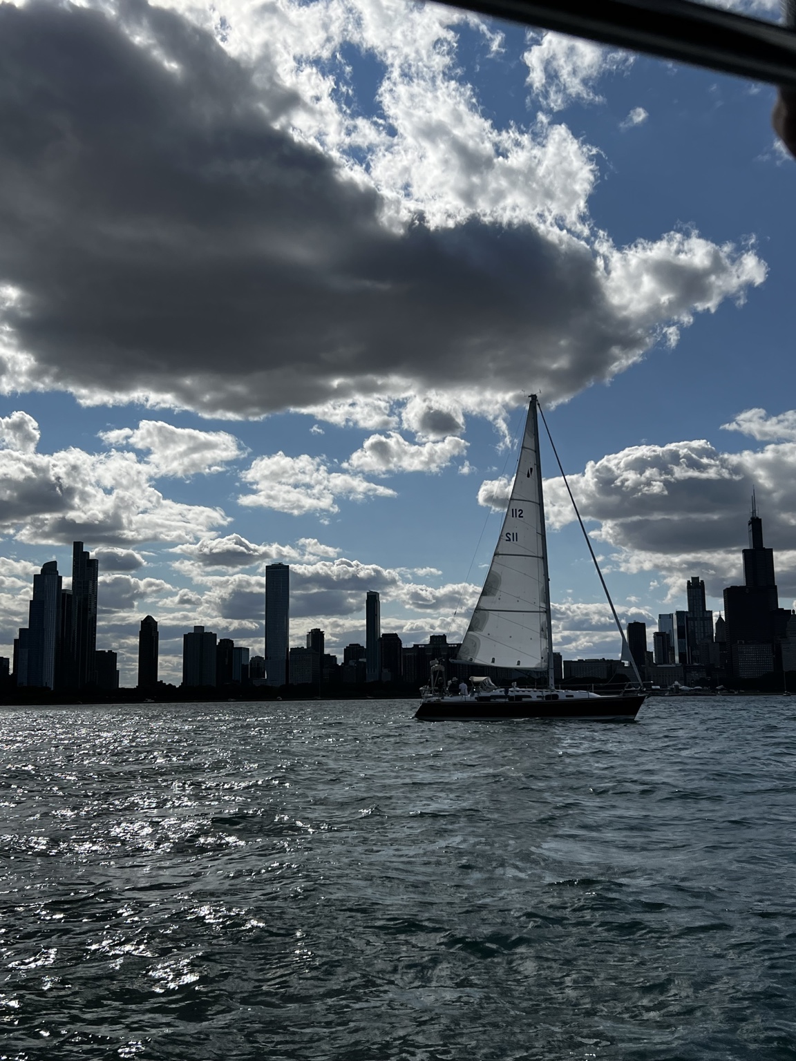 Chicago skyline and a sailboat on Lake Michigan